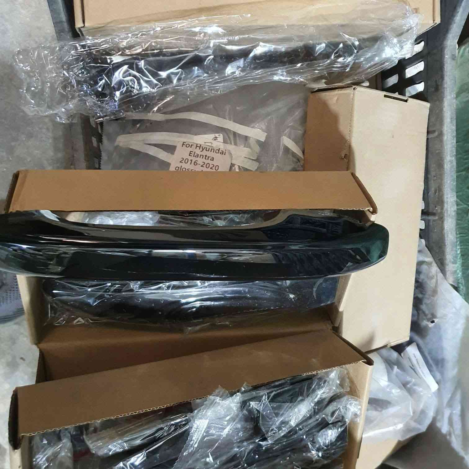 عرض على جميع الكماليات !!

مطريات 
كفر مري باتمان ونيكل 
كفر يده اسود ونيكل 
سبايدر صندوك 
سبايدر فوك الجامه الخلفيه 
مثلث جانبي او سكوب جانبي

كلهن متوفرات لاغلب السيارات 
ومتوفر توصيل لكل محافضات العراق 
التواصل واتساب ***********
او ماسنجر من على البيج او الصفحه
