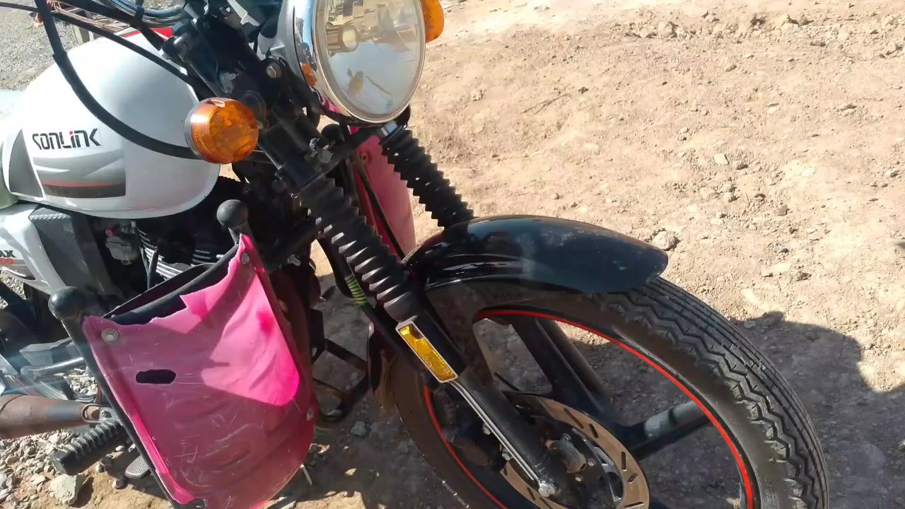 السلام عليكم.. دراجه للبيع. السعر مليون ..*********** تقاطع القدس
