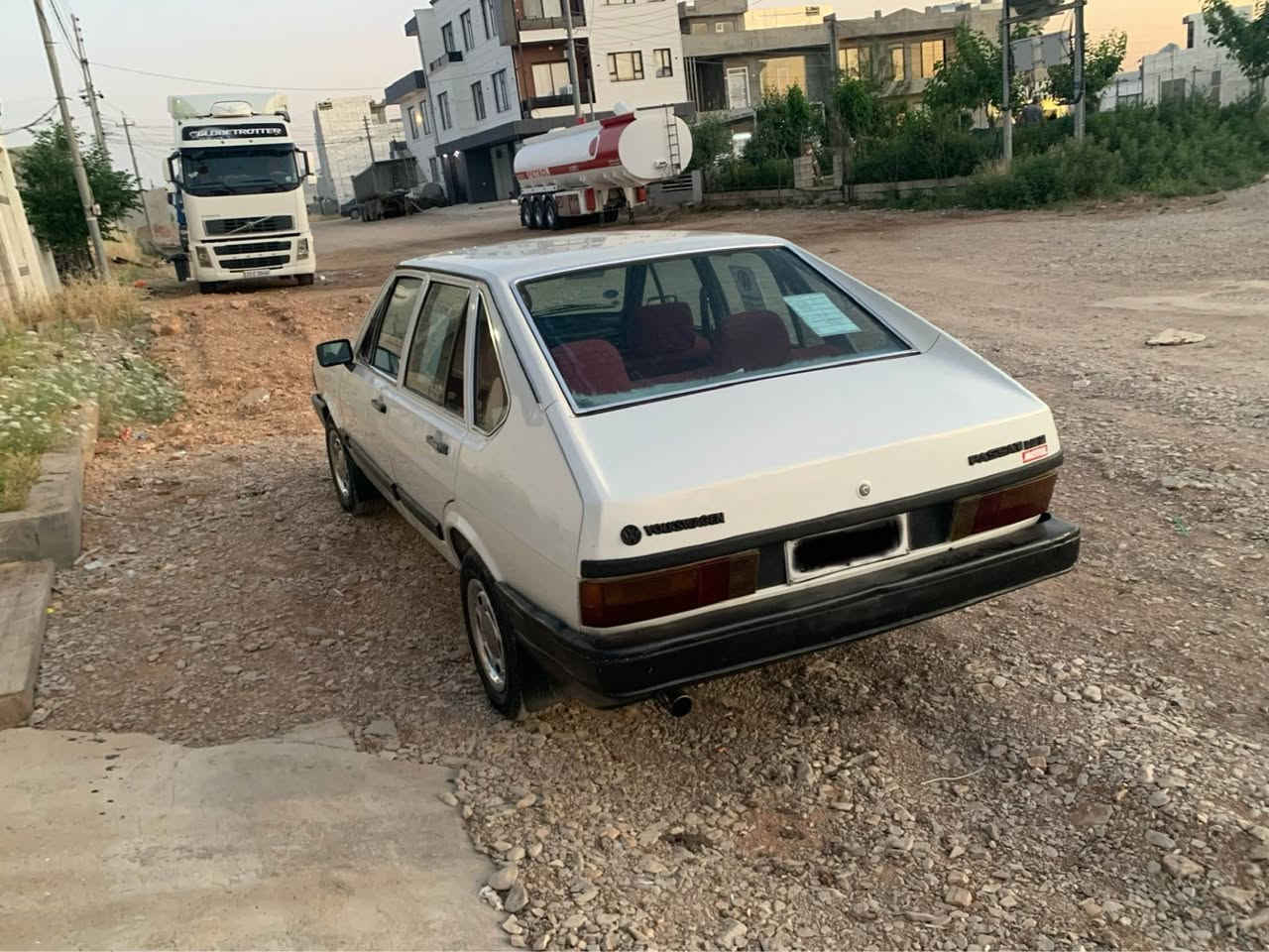 *********** موديل 88 سةنةوي ئةصلي بةشةرتي ئةوةليات كيرومكينة بةشةرت  بيشو دواي توندو تولة كارةباي هةمو ئيش ئةكات تايةي تازةية دةعمو ليدراوي هيج نية كامل مصروف كراوة سيارةيةكي زور تازةو ريكوبيكة سعر ٢٤ كةلا لة سليمانيم *********** السليمانية, العراق
