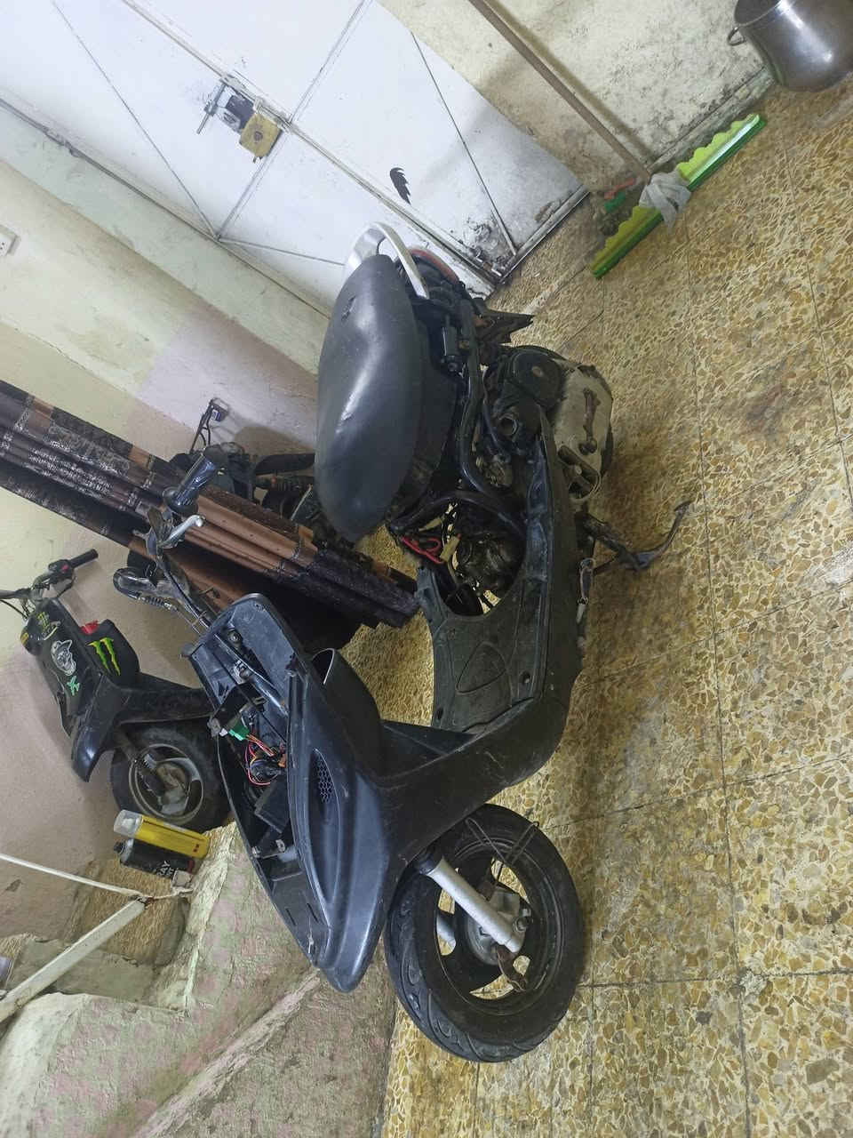 السلام عليكم ماتور ماكس للبيع قشمه السرعه 120
الماطور على وضايته لا حد يتفسلف ويقول وين الدرع ماطور مروحه ومش جايين تحريكم معدل خير من الله السعر 150 وبمجال للطيبين الشراي طب خاص او يتواصل على الرقم الكورك بوساب***********/***********
