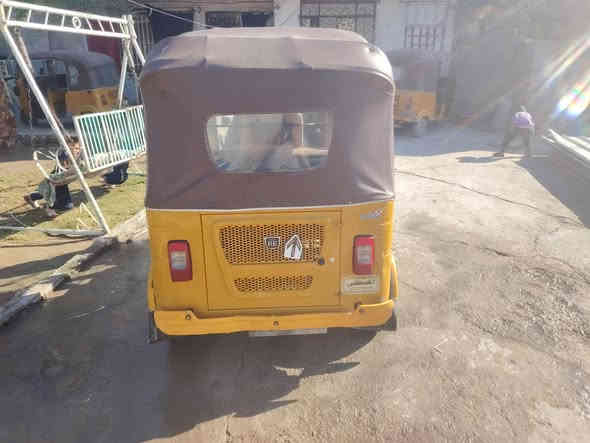 اسلام عليكم عندي تكتك مديل 21 البيع سنويه بأسمي رقم عربي مكاني بغداد   ***********
