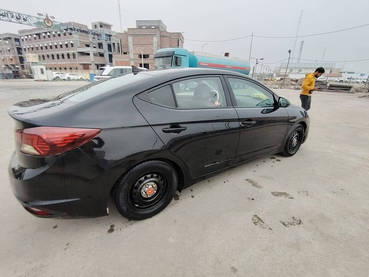 السياره بالواقع احلى من الصور 
النترا 2020 معوقين مثنى بعد 6 اصير حره 

المعوق شاب وبصحه جيده 

الضرر بنيد مبدل فقط باقي السياره ليبل واحد 

كير اي تي المرغوب 
(مكينه وكير وتبريد وحداده وتخم تاير وباتري جديد)
ماشيه 110 ميل 
السعر 115 وبيها مجال للشراي 
***********
العنوان البصره.المركز
