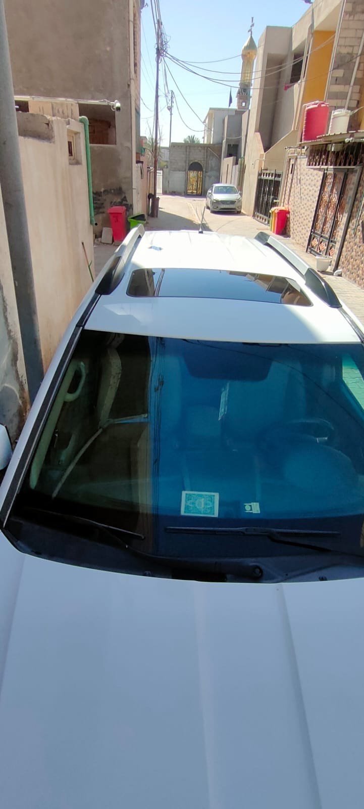 كيا موهافي موديل 2011
وارد خليجي - 6 سلندر مكينه 3800 
7 راكب 
السيارة مفولة واحد على واحد بصمه 
تحكم ستيرين جهتين 
خزن كشن 
كشنات جلد وكهربائي
شاشه حساسات خلفيه 
تدفئة كشنات 
فور ويل 4*4  
 صندوك شفط
فتحه بالقماره
زراك لايت 
السيارة ماشيه 146  
3 قطع تبريد 
 كير ومحرك مامفتوحات
 السيارة كلش حلوة
السياره مكفوله من الصبغ فقط بيها بارد كد شبر بصف قبق البانزين
مثل مامؤشر بالصوره السيارة بأسمي رقمها بغداد والسنويه مخلصه