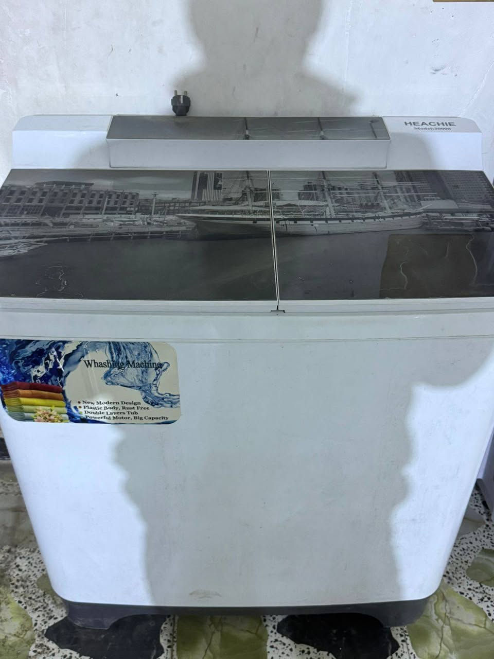 للبيع غراض بيت جدد غير مستخدم شراي يتصل ***********
