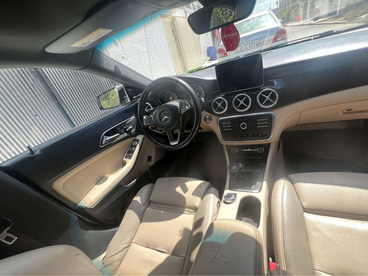 Mercedes cla250 
موديل 2016
مكينه 2000تيربو 
فول مواصفات 
كير ومكينه خير من الله
حادث موضح بل صور 
السياره جاهزه من كلشي 
السعر 190وبيها مجال 
للتصال *********** البصرة, العراق
