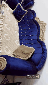 تخم ملكي سعره 350 مكانه حي فارس الاتصال ع رقم 

‭0776 290 4332‬
