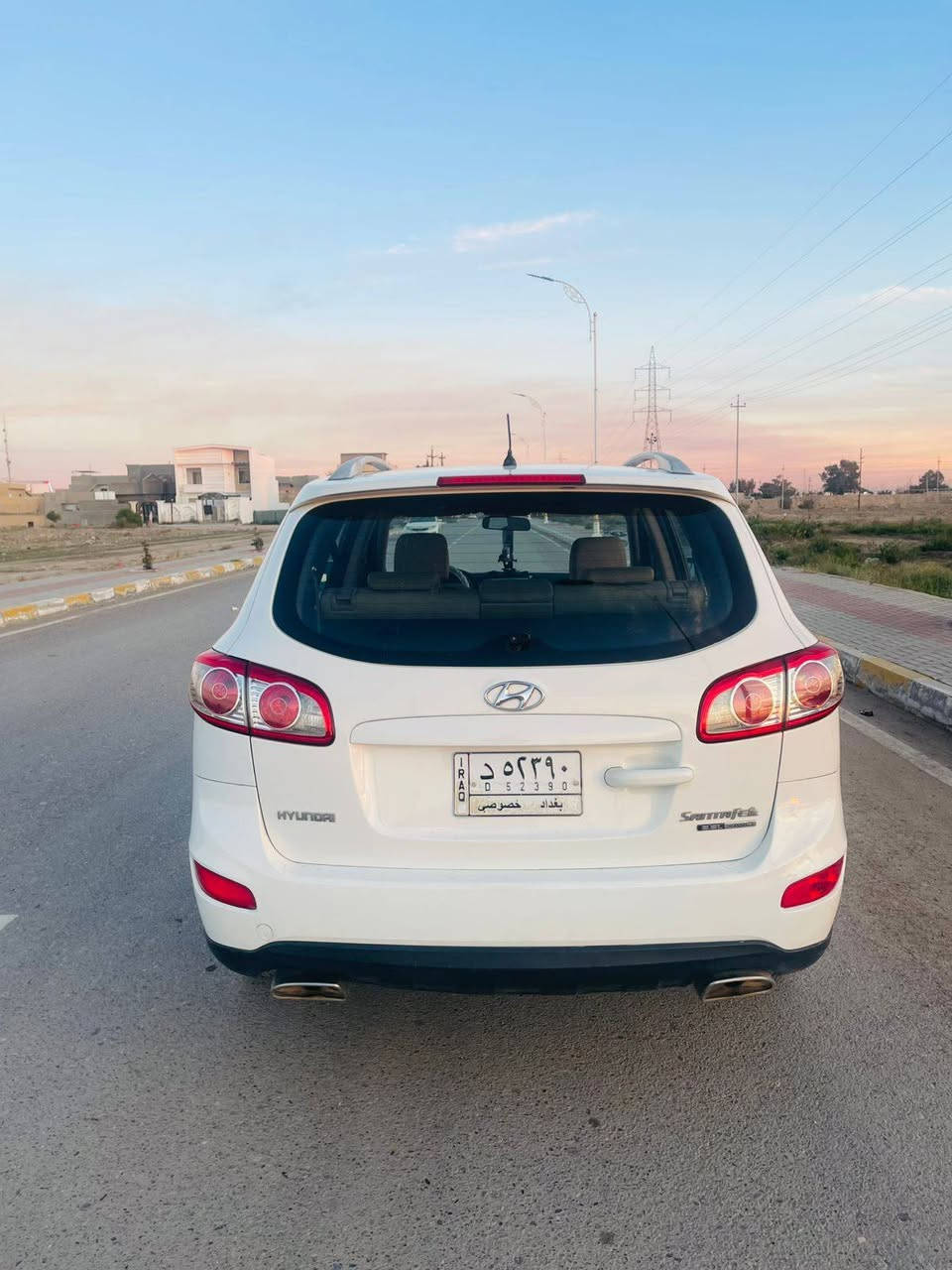 هونداي سنتافي موديل 2012 6 سلندر شركه عامه رقم بغداد بيه بارد بسيط مكانين بدون صبغ للاستفسار الاتصال على الارقام التاليه 
***********
***********
مكان السياره صلاح الدين بلد.
