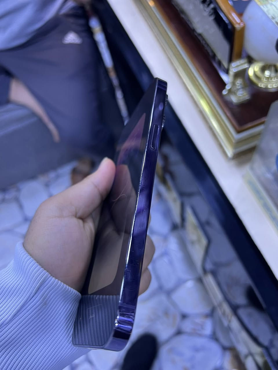 السلام عليكم ايفون 14 برو ماكس الجهاز وتر بروف ما مفتوح 256 بطاريه75 وتر بروف
شرق اوسط ماستر الجهاز  هاتف***********
