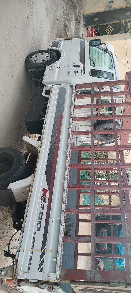 سلام عليكم كية موديل 1995رقم جديد تحويل ثاني يوم بسم اخوي مكفولة كفالة عماة سعر 55وبيهة مجال بسيط رقم مكان سيارة كربلا قرب صيطرت لبراهيمية ***********
