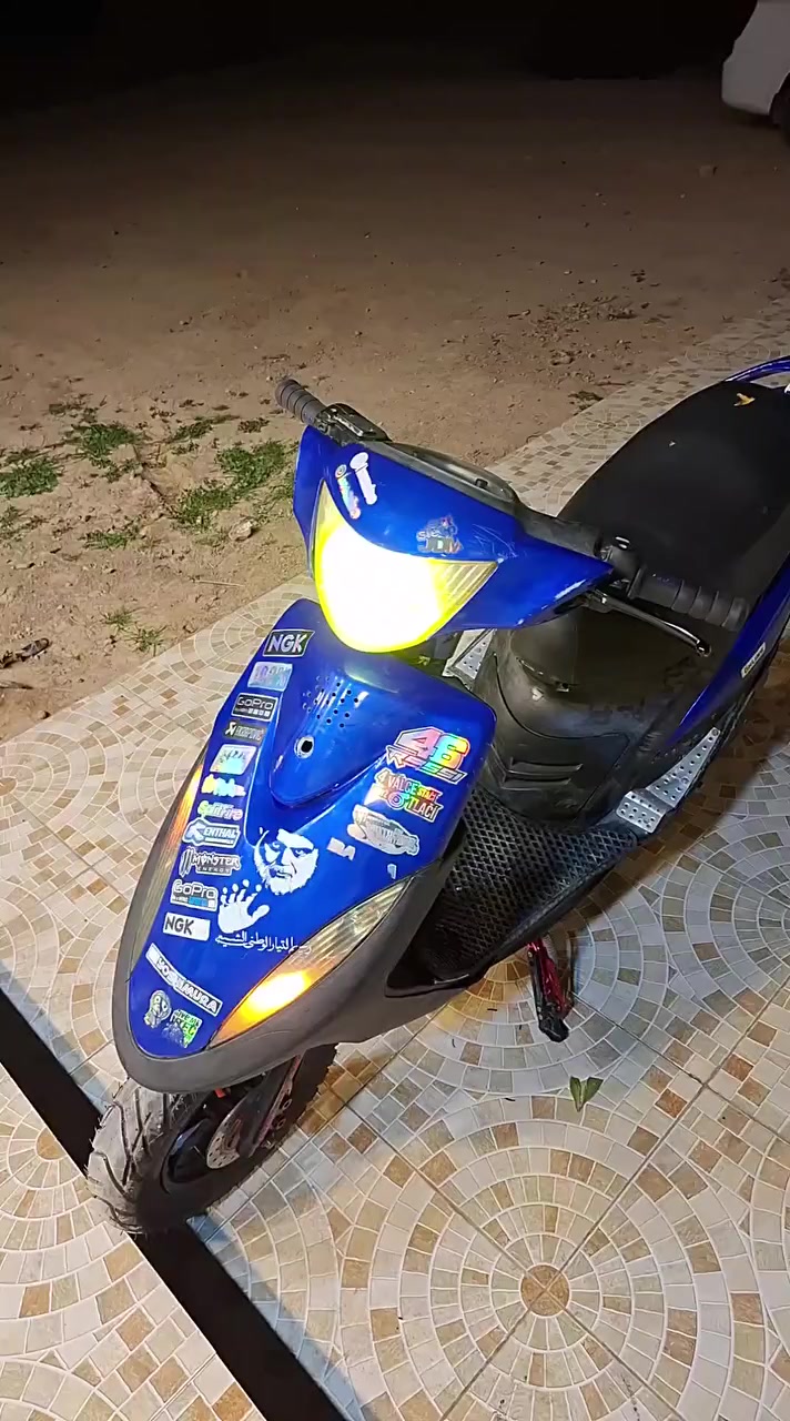 سلام عليكم ماكس عدله دراجه خير من الله اكفلك المكينه نضوح وتبخير مابيه تزويد بس صالنصه ويل وقطره دهن وستان صفح كهربائيات شغاله نكره سلف كابريتر جديد كلجات جدد تخم تاير جدد نقصها بس سايق سعر650وبيها مجال مكاني بغداد بسمايه متواجد فيس واتساب ***********
