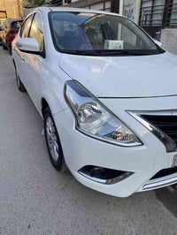 للبيع نيسان صني 2023  اربيل الدولي تحويل ثان يوم  السياره ماشيه 34 الف...