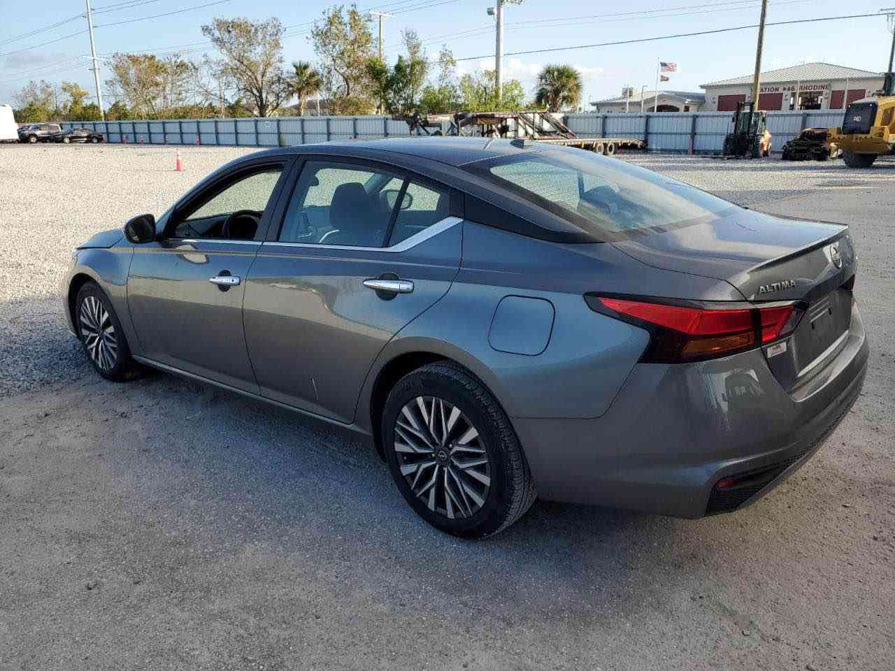 نيسان التيما 23 تقرير غرق مياه امطار شرط لدوسه كفاله عامه شرط الفحص حره بسمي تحويل ثاني يوم مكان السيارة بصرة ياسين خريبط الرقم *********** السعر ١٦٠ وبيها مجال البصرة, العراق
