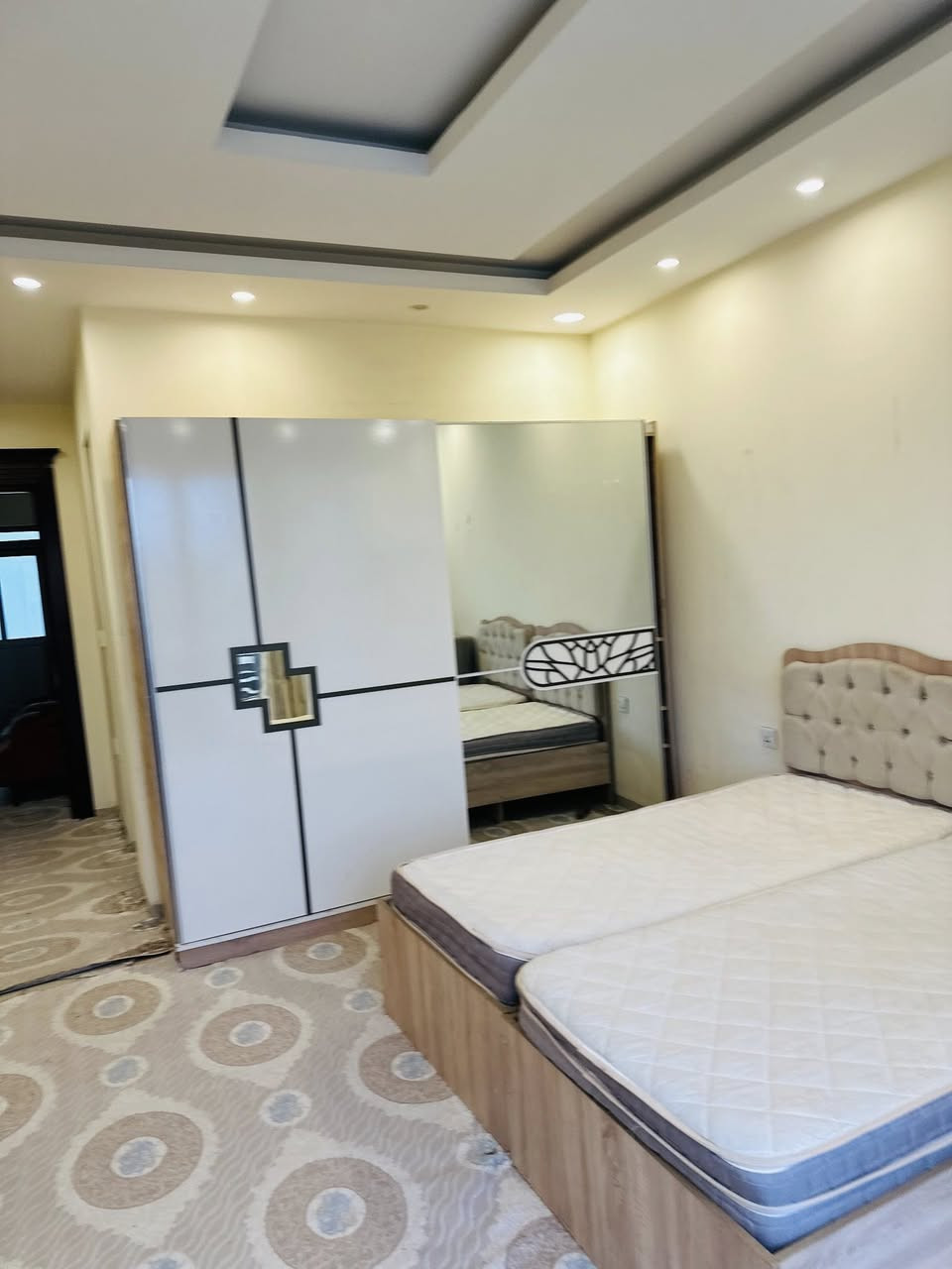 للبيع بسعر مناسب
واتساب ***********
