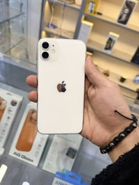 ايفون 11 • ابيض • بطارية ١٠٠