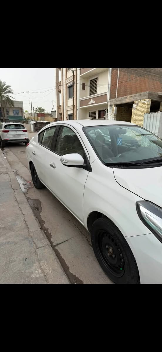 الرقم ***********
سني ٢٠٢٤ هندي سياره جديده بمعنه كلمه  بيه شبر بل قبق مال صندوك صبغ مواصفات شاشه كامره تحكمات  كير مكينه مكفول سعر١١٨ وبيه مجال
