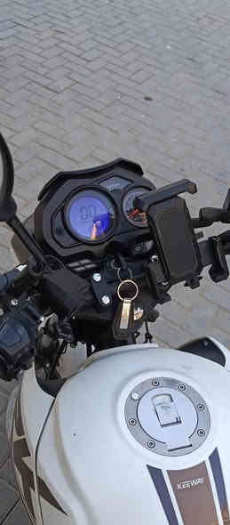 السلام عليكم 
دراجة rk 200 رقم اربيل
الدراجة نضيفة وجديده ماشية ١٢ الف 
تاخذها تشتغل بيها وتدعيلي 
السعر مليونين و٢٠٠ 
التواصل ***********
