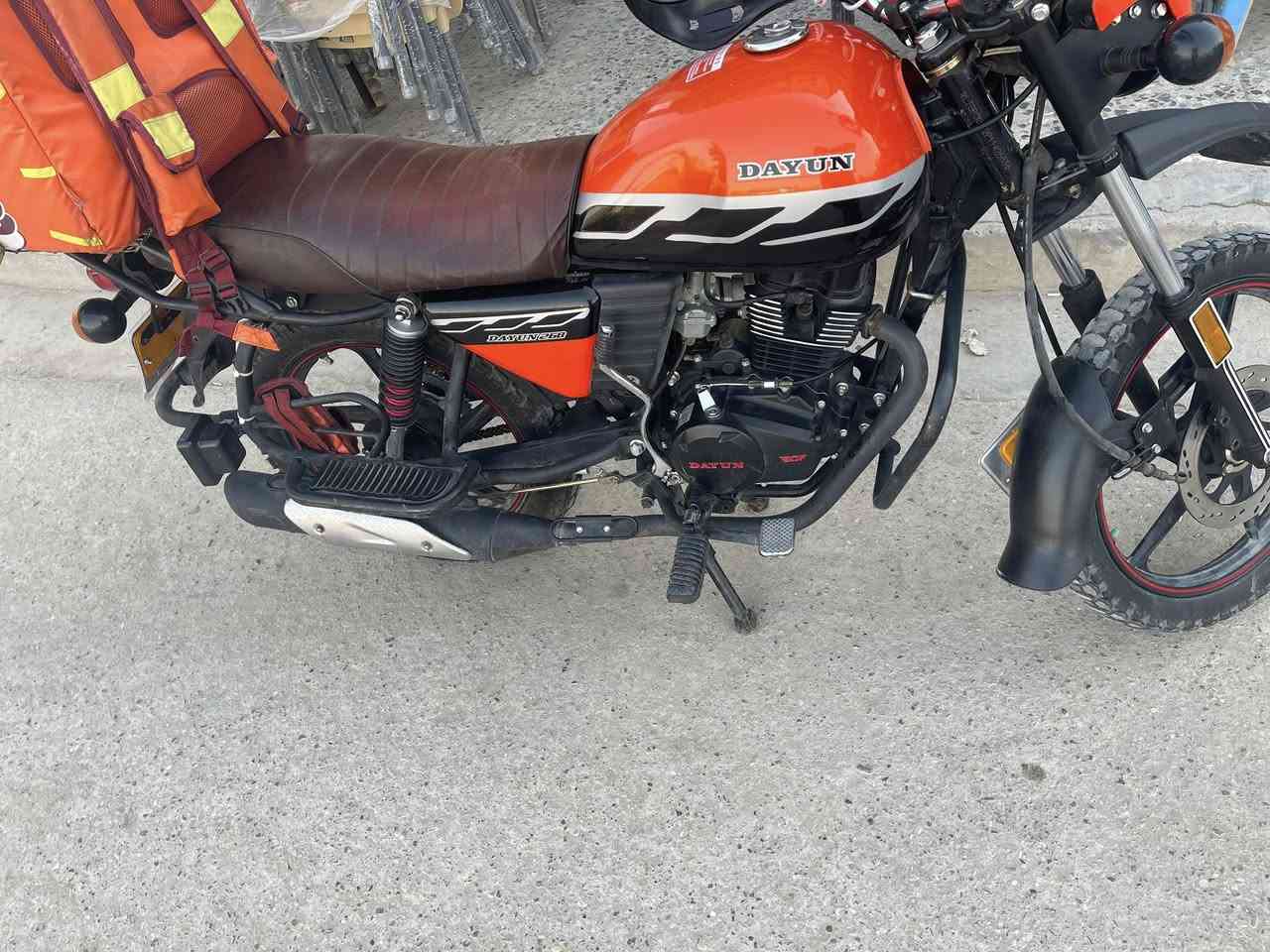 سلام عليكم دراجه دايوان البيع
موديل 2024  19/11

دراجه ما مفتوحه بلادي 

رقم بغداد 

بسمي   تحويل ثاني يوم 

رقم *********** يوجد واتساب
