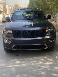 تحيه طيبه لجميع الاعضاء المحترمين للبيع جيب كراند شيروكي موديل 2017 لو...