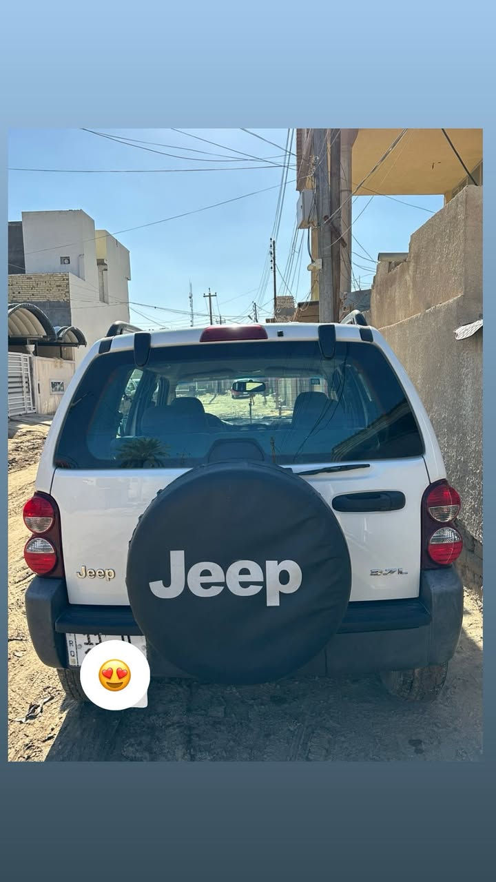 جيب لبرتي 2007 ماشية 135 سيارة على وضع  الشركة صدر امامي خلفي  جديد غرفة نضافة ١٠٠/٩٥ تخم تاير جديد تبريد خير من الله 
رقم بغداد بسمي 
منظومة زنون حادث جاملغ  خلفي بدون دواخل 
مكاني بابل 
***********
السعر 96 بيها مجال للطيبين
