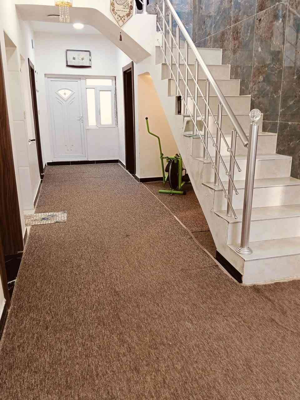 بيت للبيع 
السلام عليكم بيت للبيع في مجمع ابو تراب السكني 
200 متر على ساحة 
3 غرف مطبخ صاله جاهز من كلشي 
سند حر 
بيع نقد 
للأستفسار  واتساب ***********
