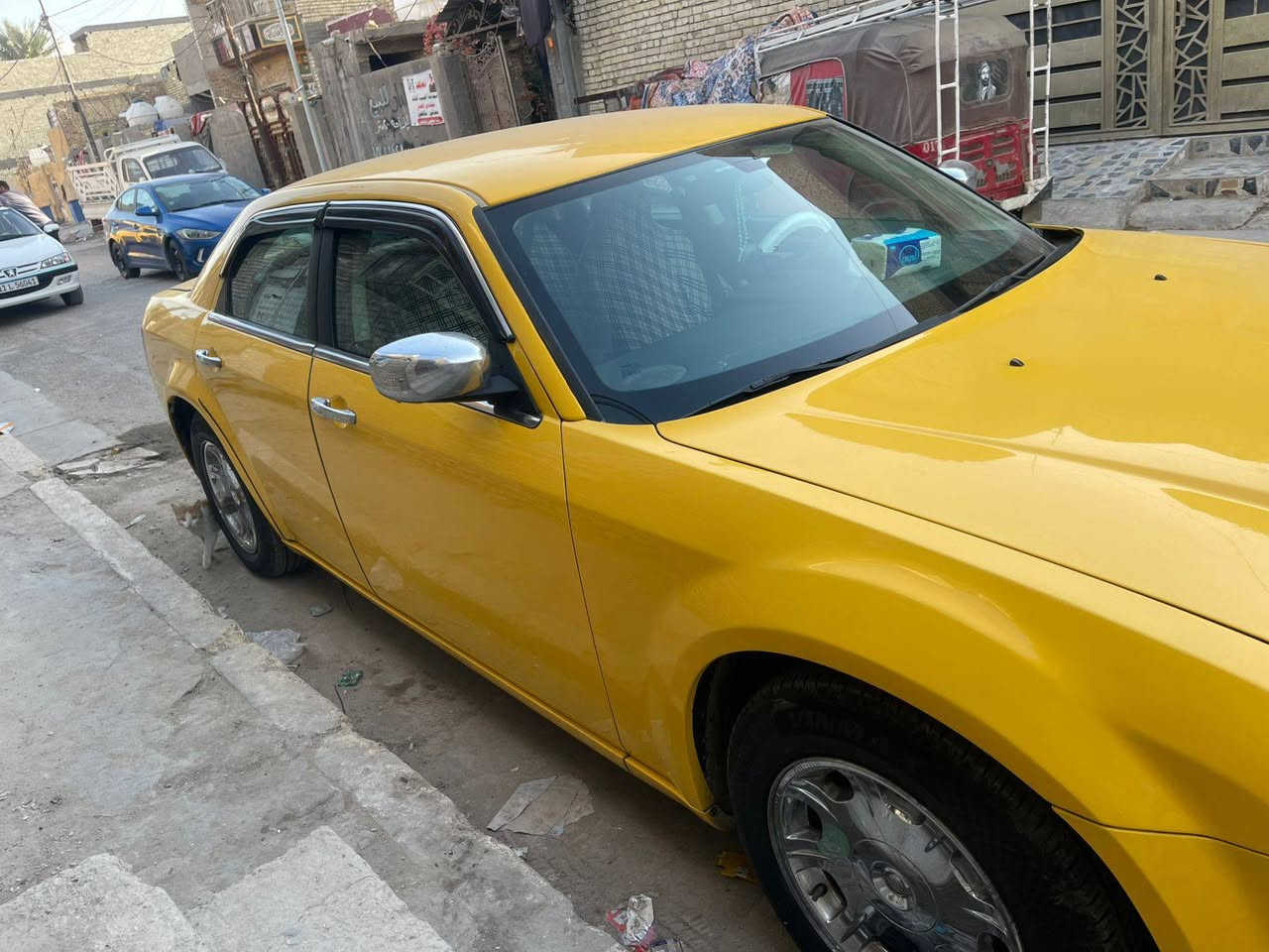 السلام عليكم من رخصة ألادمن أوباما ٢٠١٠ أصل أربع جوكات للبيع مكينة وكير جدد صار شهر من شديتهن تخم تاير صبغ جديد قبل.شهرين منظومة زنون بيها كاردن جديد سيارة احلى من الصور   رقم بغداد خطها عمارة بغداد مصفره هيئة وغرامات حادثها جاملغ وبنيد مبدلات أصليات وتعمير بلغد قليل شاصي مكفول السعر ١١٠ وبيها مجال للأتصال *********** غير متواجد على الفيس
