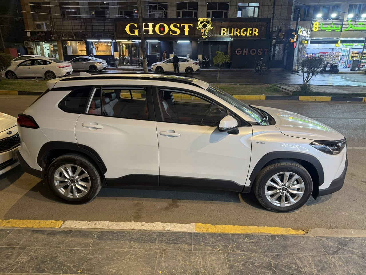 سلام عليكم 
كورلا كروز هايبرد 2025
السياره زيرو زيرو بعده وضع شركه ماشيه 300 كيلو
فول مواصفات 
كامره 360 درجه 
سلايد 
كامره دواره 
حساسات 
رادار امامي 
مانع تصادم 
مود درايف 
كشنات جلد ومال سايق كهرباء 
مكاني الكراده 52 
او الجادريه
السعر 195 وبيه مجال بسيط 
علمآ سعر الزيرو 30 مليون 
***********
