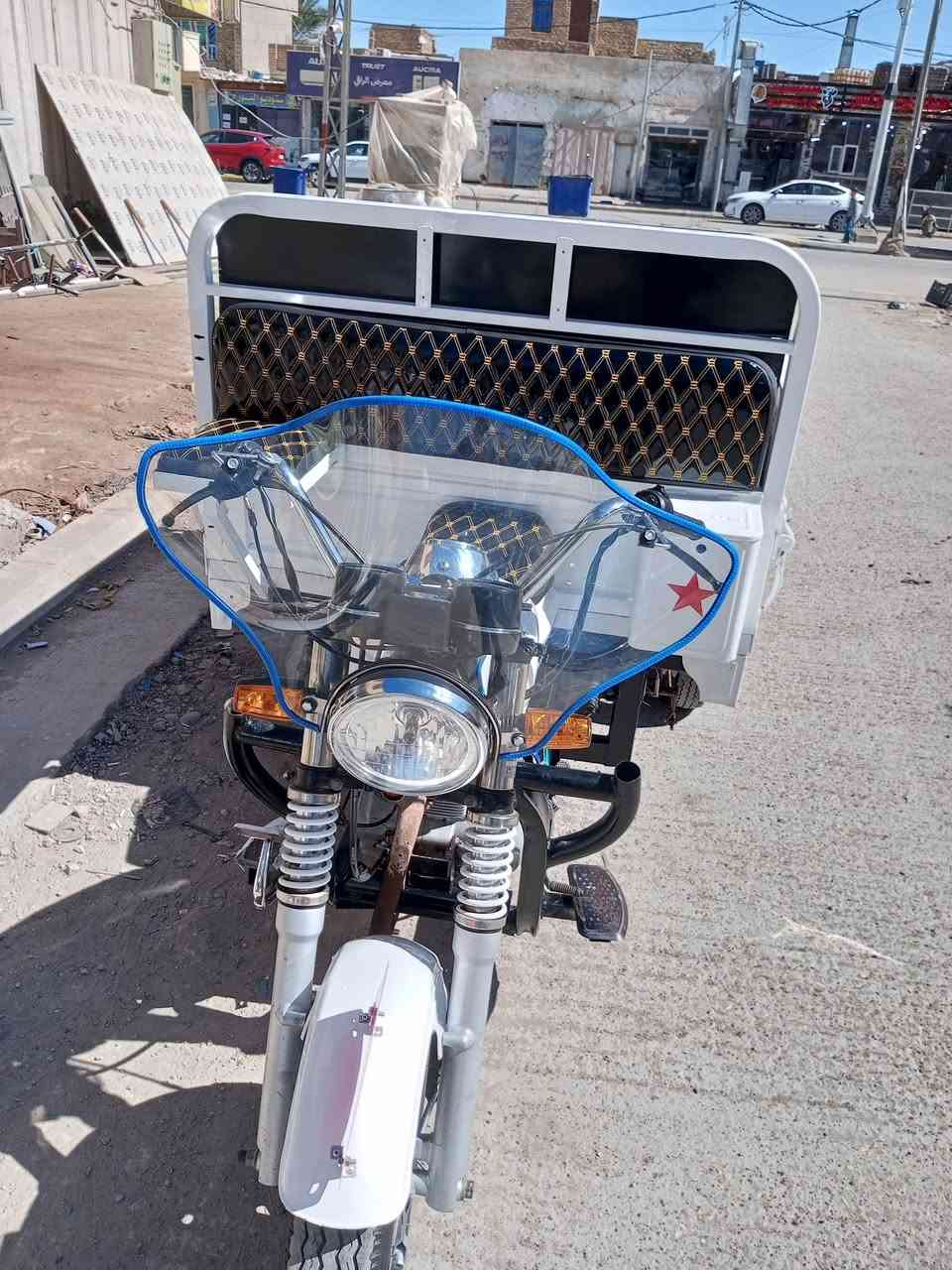 السلام عليكم ستوته البيع مديل 21 اوراق صولي مكاني كوت سعر 1800
***********
