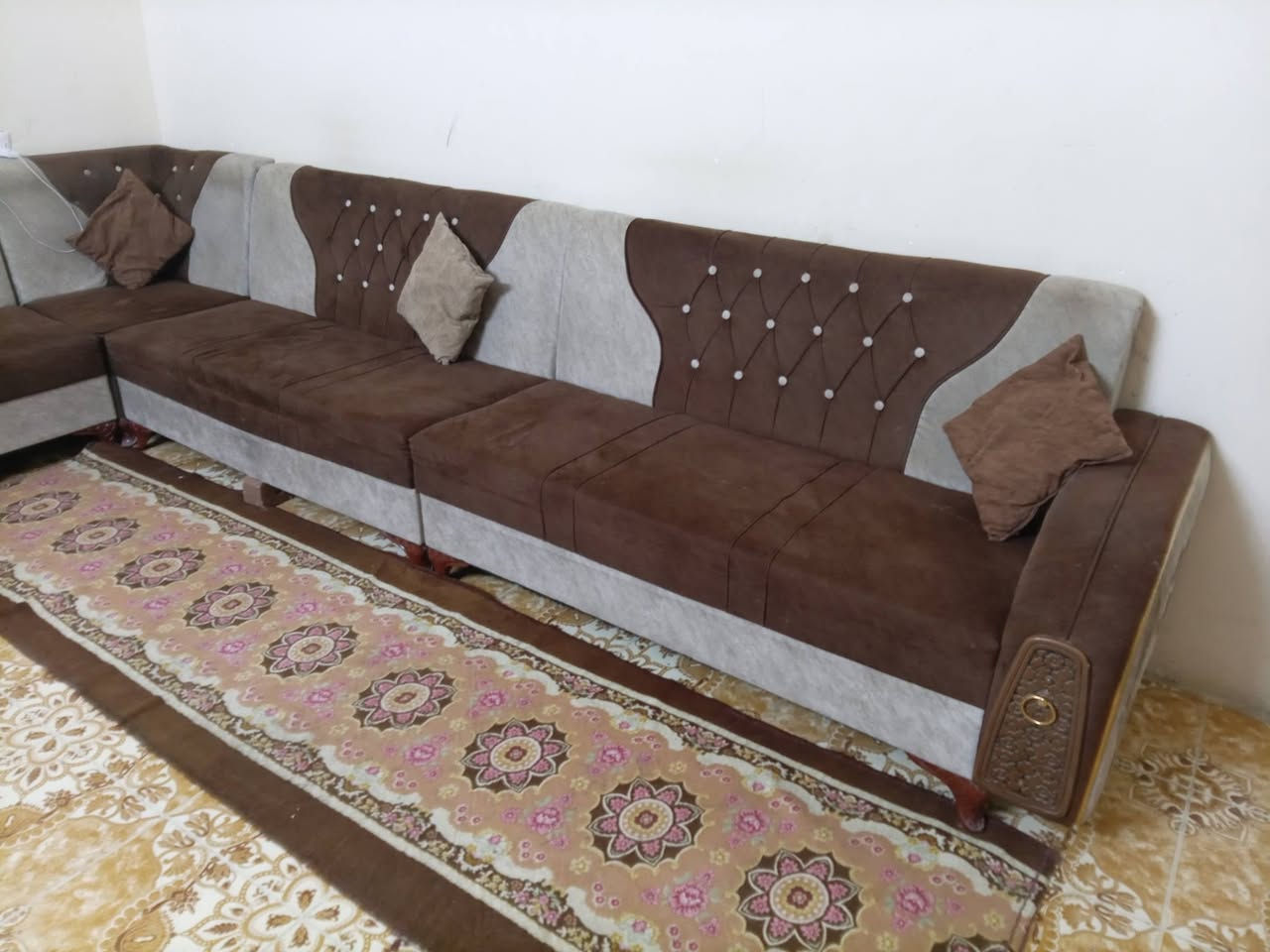 سلام وعليكم
تخم تسكام ٨ متر
السعر ٤٠٠ بي مجال قليل
مكان كوت العزه الجديده
رقم *********** أثير 
*********** اسيا
