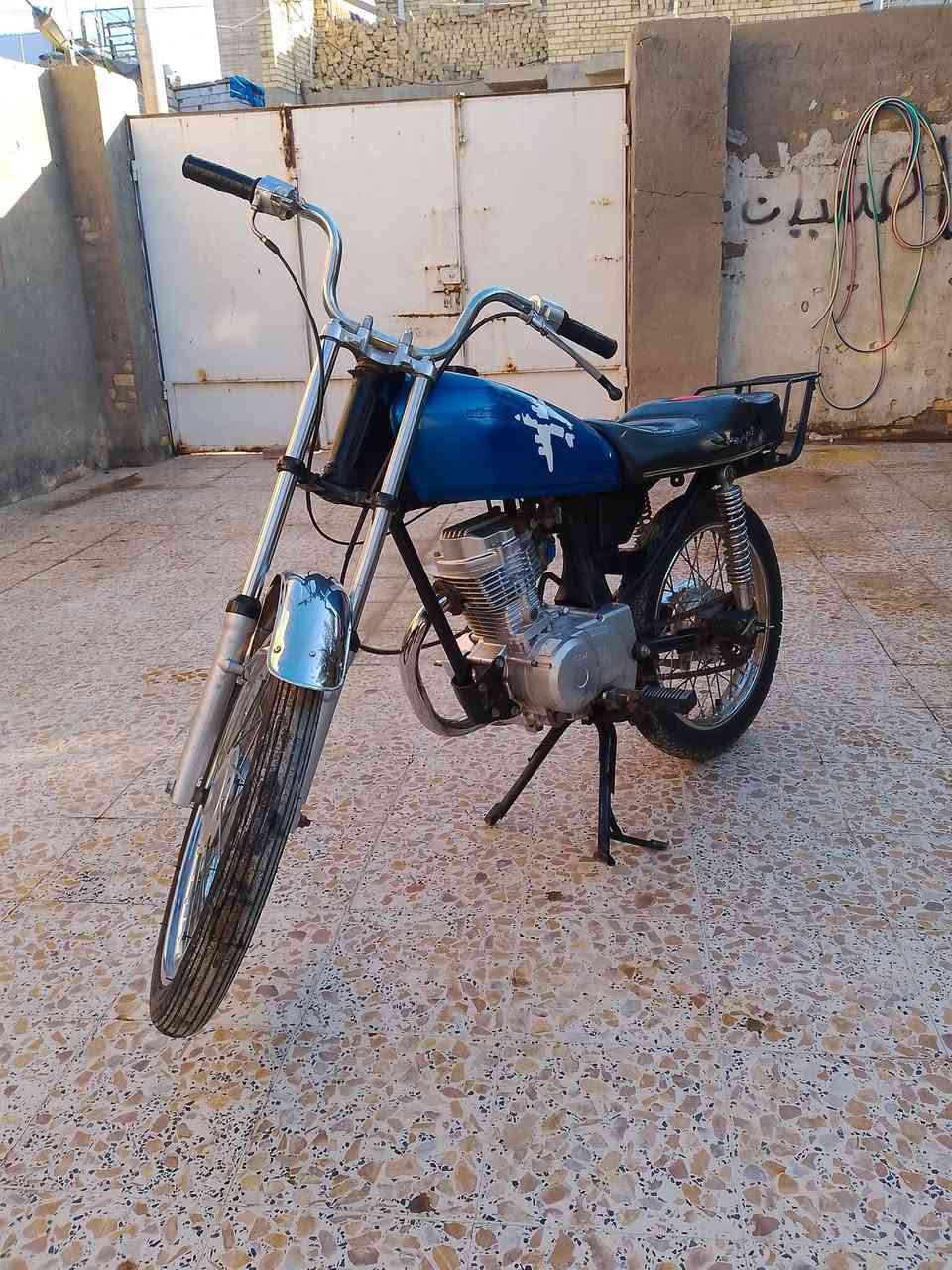 للبيع السعر 500 بدون
رقمي ***********
