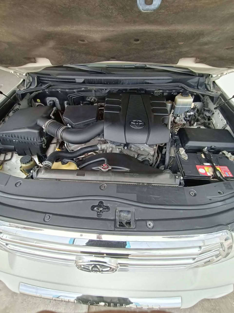 خلي سيارتك يمنه والباقي علينا : غسل VIP، حمام، بوليش موقعنا قرب مجسر حواس الاستفسار *********** -  إدارة سجاد فهد
