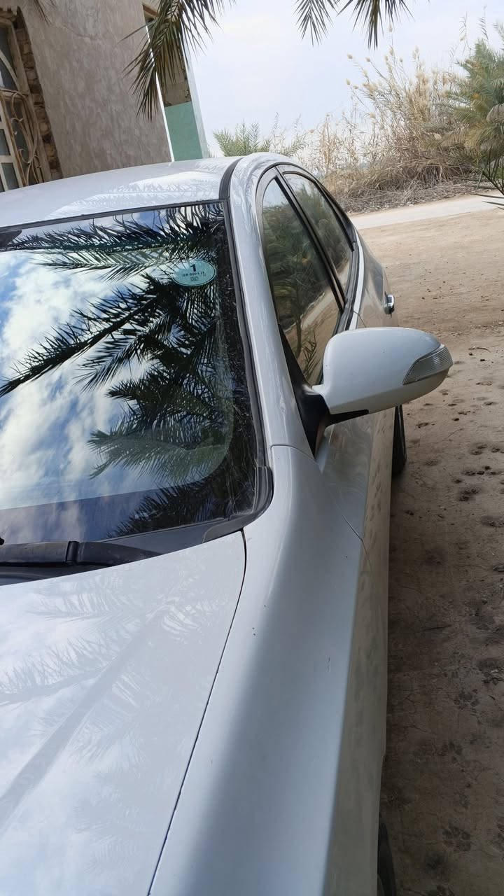 سلام عليكم 
النترا موديل 10
رقم سليمانيه 
جاهزة مكينه كير تبريد 
تخم تاير 4 دسك
بيه قطعتين بدون داخل 
السعر 95 
نجف ناحية الحريه 
***********
