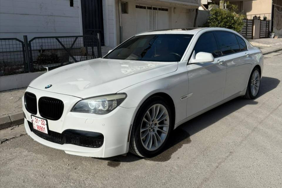 بی ئێم دەبلیو 2011 مواسەفات 750 
بێ ڕەقەم دوبەی -ادوات- 
سەیارەیکە فول فولە
دوچاملەغی پێشەوەی بۆیاغە بێ ناو گرتن  
زۆر زۆر پاک و بێ عەیبە 
هەموشت بەشەرت
  ماڵی دۆستە 
شوێن ڕانیە 

سـعـر : لە کۆمێنت داوابکە ڕاستەوخۆ بۆت دێت 📥 

گێر و مەکیەنەی بەشەرت 
هیچ کێشەیەکی تێدا نییە 

ژمارەی خاوەنی 
***********
***********
