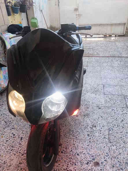 تفصيخ صفر عشره
***********
اتصل وتدلل مكينه بيهه فقط دخانه
وياله نيكل واكو اسود
