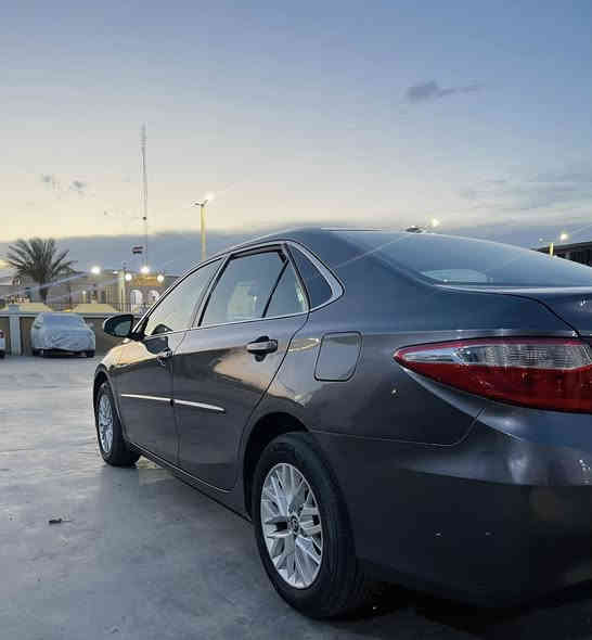 السلام عليكم 
للبيع فقط __ كامري وارد أمريكي 
موديل 2016 __Le
رقم بغداد تحويل مباشر
حادث السياره باب وجاملغ خلفي من امريكا
وهنا صار بيها جاملغ خلفي بدون دواخل والقمارة جارده واني صبغتها
وصور الحادث موجوده وصوره السونار مرفقه وصوره القماره قبل الصبغ مرفقه 
مكينة كفاله وگير كفاله 
السيارة بدون نواقص تخم تاير جديد وادامه كامله عليها
سعر السيارة __138$ وبيها مجال
***********
