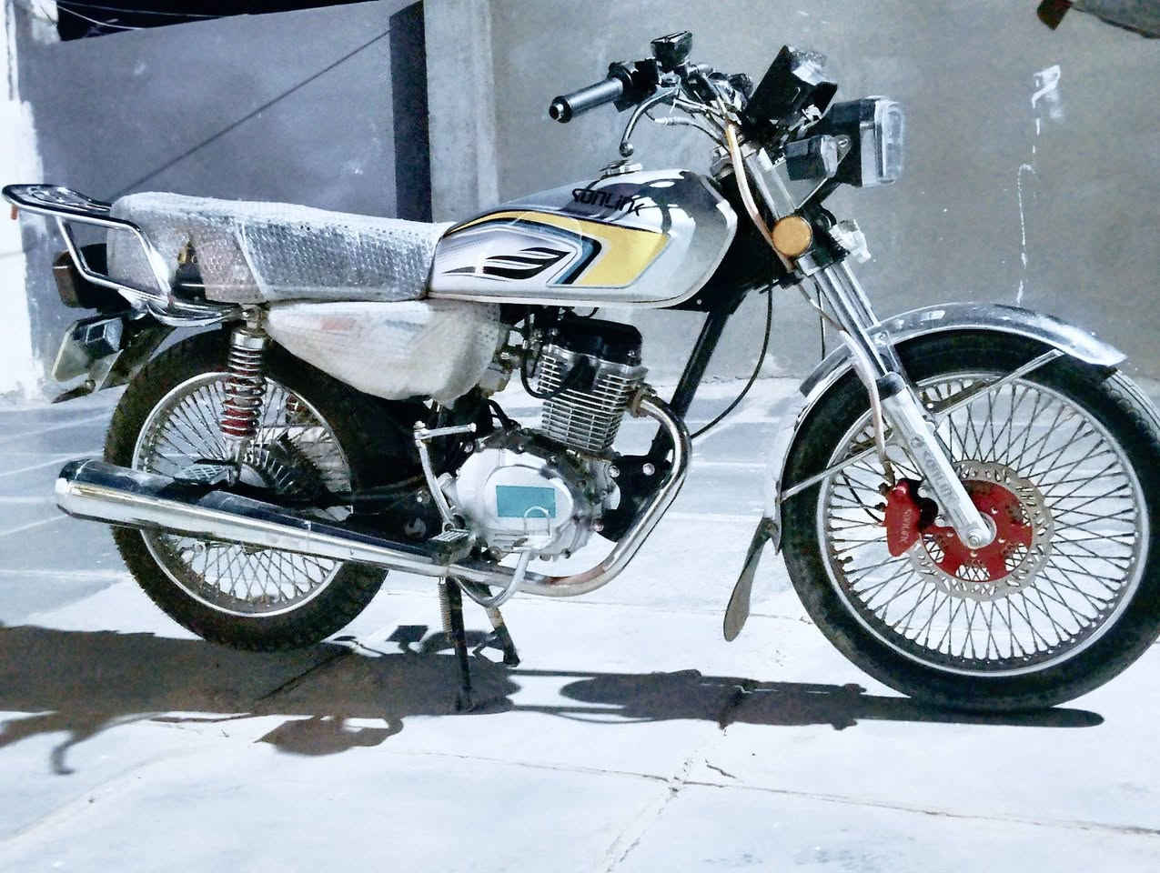 السلام عليكم دراجه تايكر خمسه كير موديل 2025اوراق سكنر المكان عفك التواصل خاص


**إذا كنت صاحب هذا الإعلان وتريد حذفه لأي سبب، رجاءا أرسل رسالة إلى الدعم الفني**