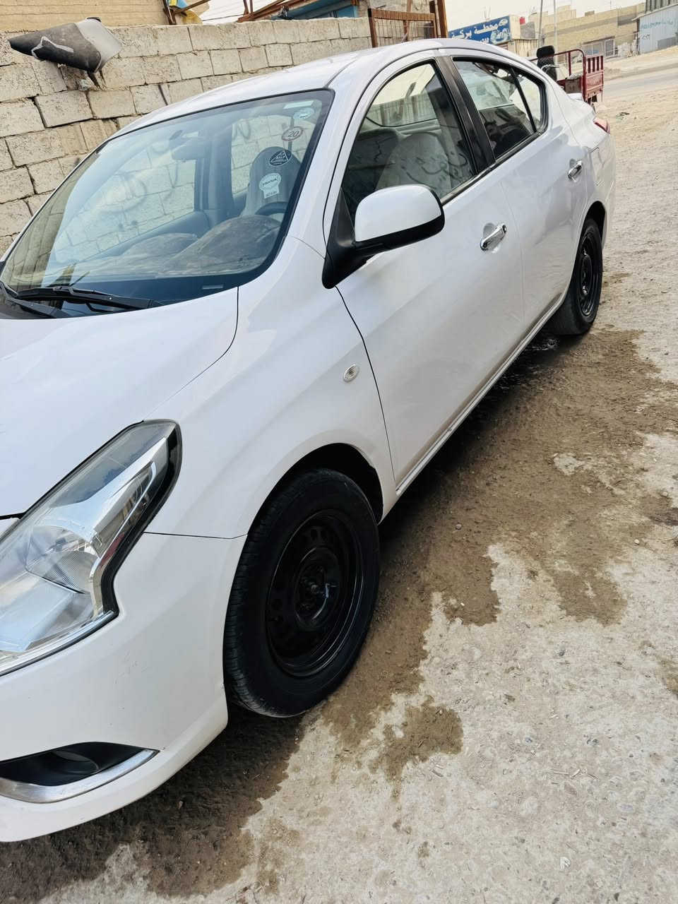 السلام عليكم نيسان هندي مديل 20 السياره كفاله لا فتح لا ضربه ولا شي مكان بارد صغير بس بسم شركه السياره جديده مكينه كير حداده تخم تاير جديد سنويه توهه صاقطه  تريد وكاله تريد تحويل خادم مكاني النجف الكوفه السعر106وبيهه مجال ***********
