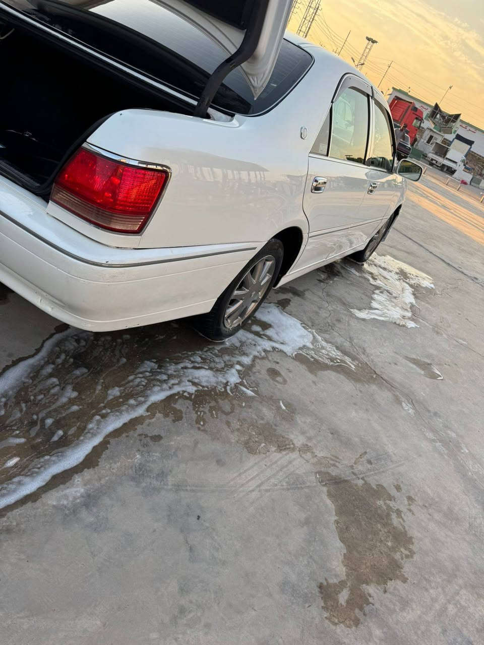 جنون كفاله عامه من كلشي فقط بيها لغد مبدل بليابان والباقي كفاله عامه سياره جديده  بجيس مال مزاد ماشيه 9000 فقط فول مواصفات كرستال اصل مكينه ديفور سنويه لل 31 رقم انكليزي سعرها 138 وبيها مجال قليل *********** بصره الشعيبه
