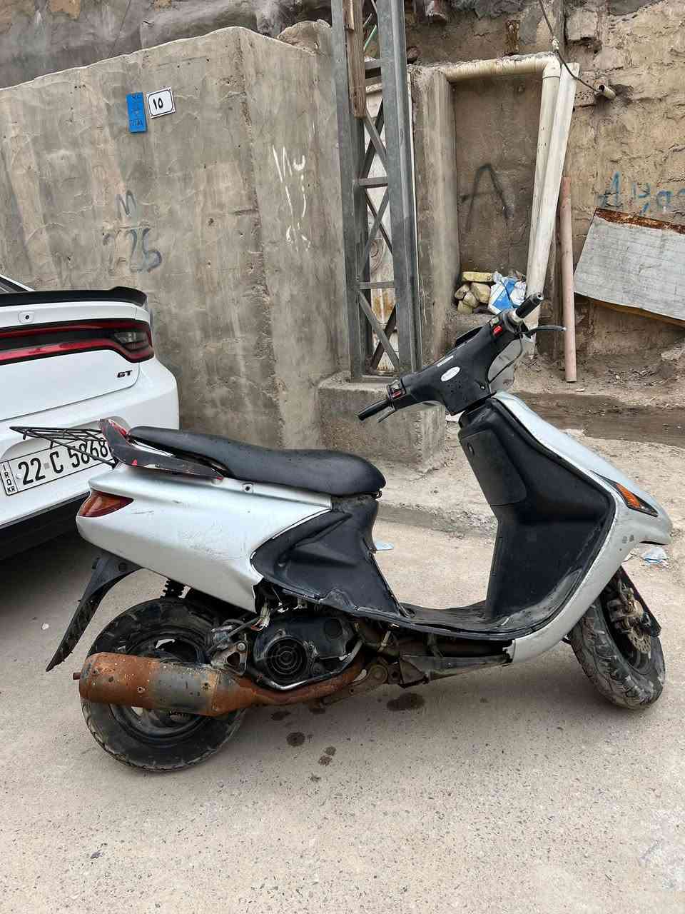 السلام عليكم
دراجه فراشه للبيع 
كامله ما بيه نقص بلاديه
ناقصها تجفيت
سعر 175وبيه مجال 
***********
