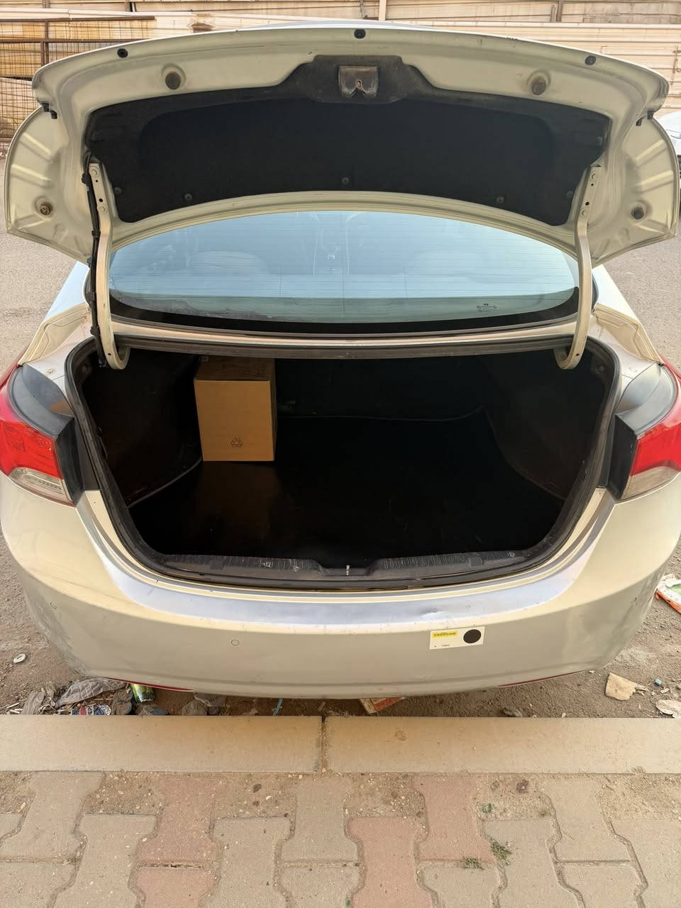 السلام عليكم للبيع فقط النترا 2014 رقم بغداد انكليزي الجديد تبريد ثلج. تخم تاير ويل حب تحكم ستيرن شاشه تاب كير اوتماتيك 3 قطع الجاملغ الامامي الايمن والخلفيات صبغ فقط اثر طخه بسيطه بدون دواخل الباقي مكفول السعر 98 مكاني بغداد و هذا رقمي ***********
