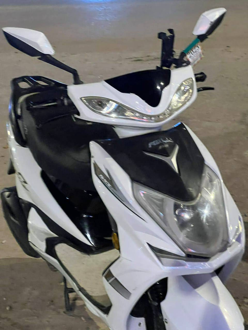 السلام عليكم
دراجة للبيع موديل 2023 الشطرة مكفولة من الفتح الاتصال بالرقم ***********
