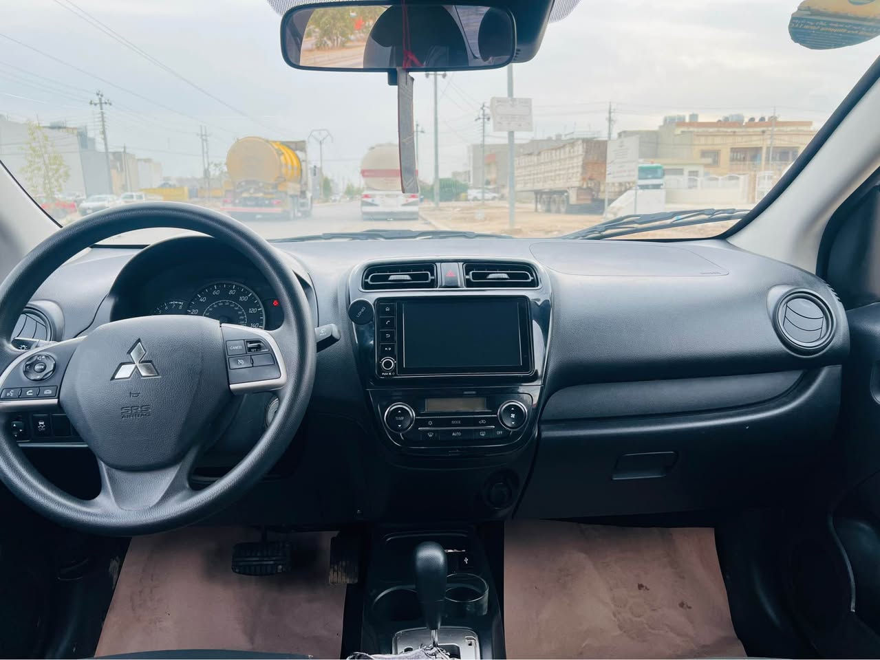 ميراج جي فؤر مؤديل ٢٠٢٤فول مواسفات ١٤هه زار رؤيشتيه نيو چاملغي سبوغه له كه ر ليوي ده ر كه ي تيوه ر درايه دوو جيي سارده كوته سياره كه يه ك ده سته به خاويني ماي ته وه به ناوي خومانه داواي ٩٩وه ره قه ي ده كه ين مه عمه له كي كه م ره قه م موبايل *********** أربيل, العراق
