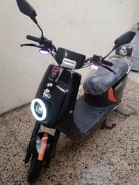 ماطور شحن نضيف للبيع 6 بطاريات السعر 450 وبي مجال.  07716866368  07511...