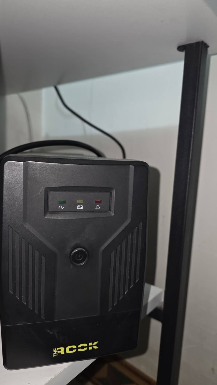 السلام عليكم ، حاسبه للبيع
Case Great Wall M62 

Power Supply Warrior 700w 

MB Asus X470 TUF Plus Gaming RBG

AMD CPU Ryzen 2600X Box 

DDR4 16gb/3200 Corsair Vengeance RED LED 

HDD 1 Tera WD 

SSD WD Green 120gb 

VGA Asus Tuf GTX 1070 8gb 3fan Dual OC 

الملحقات : 

مونتر شاشة لينوفو 75HZ FHD Ips

كيبورد وماوس

ups 1500va offline 

السعر 650 الف 

المكان : بابل الحلة

توصيل : متوفر


**إذا كنت صاحب هذا الإعلان وتريد حذفه لأي سبب، رجاءا أرسل رسالة إلى الدعم الفني**