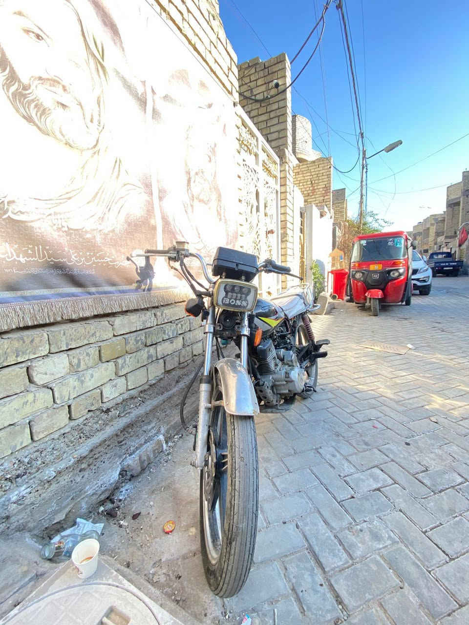 سلام عليكم شباب دراجه يراني ال بيع شوفه كبال عينكم ابيع كوم حديد بس ما كايمه كلشيي ما بيه بس تعديل أني اكفلك مكينه اذا بيه شيء سعر خاص واتساب فقط *********** مكاني مدينة صدر
