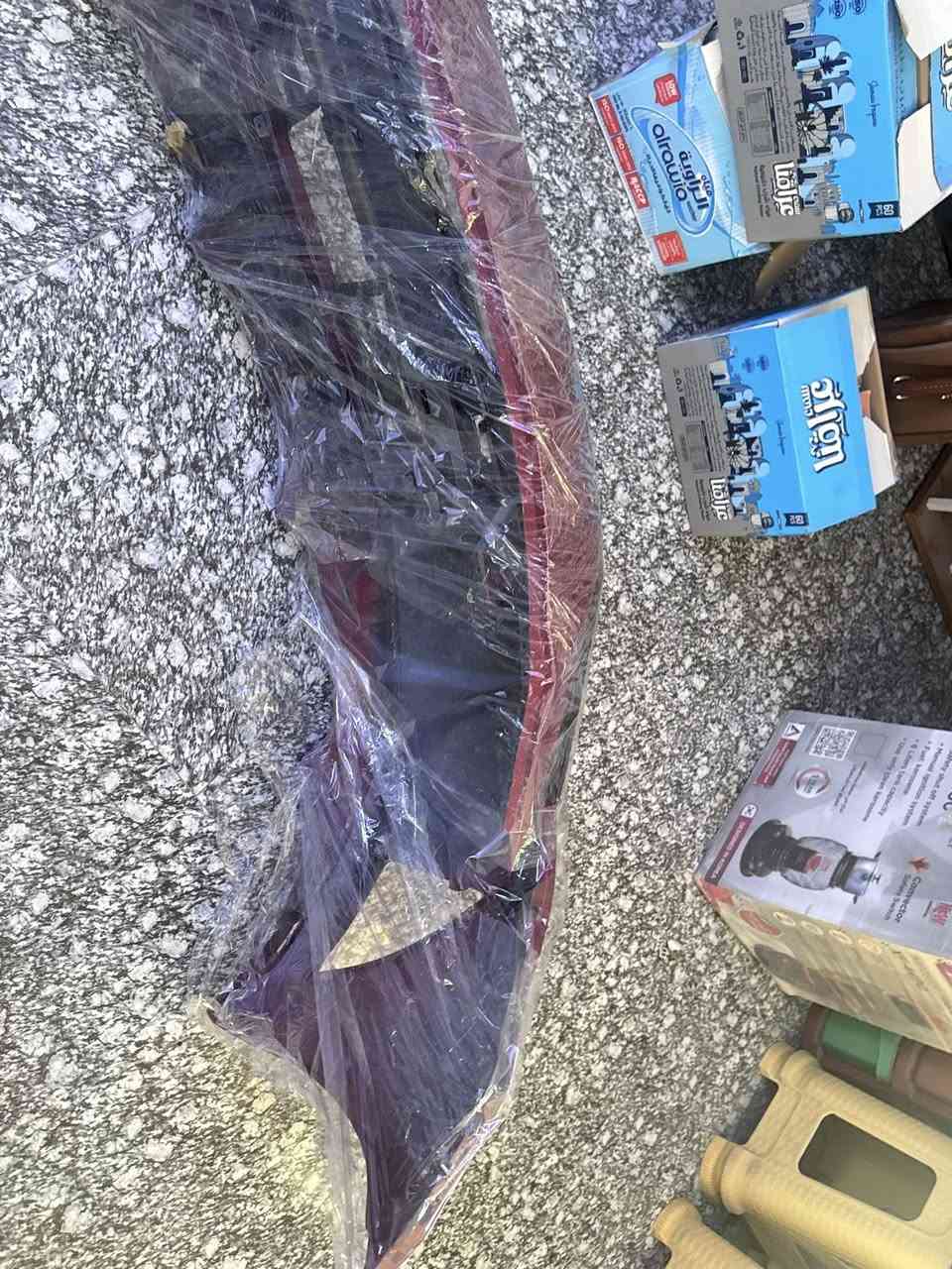 سلام عليكم
دعامية النترا تفصيخ 2023 
لون احمر وياها شباك رادار
القطعة نظيفه وبعدها بل نايلون
سعرها 330 وبيها مجال
مكاني بغداد 
رقمي ***********
