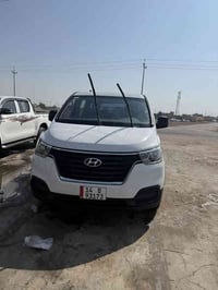 سياره مؤديل 19معلايه 23 مكينه مفتوح اريد اراؤس شني من سياره عندك نزله ...