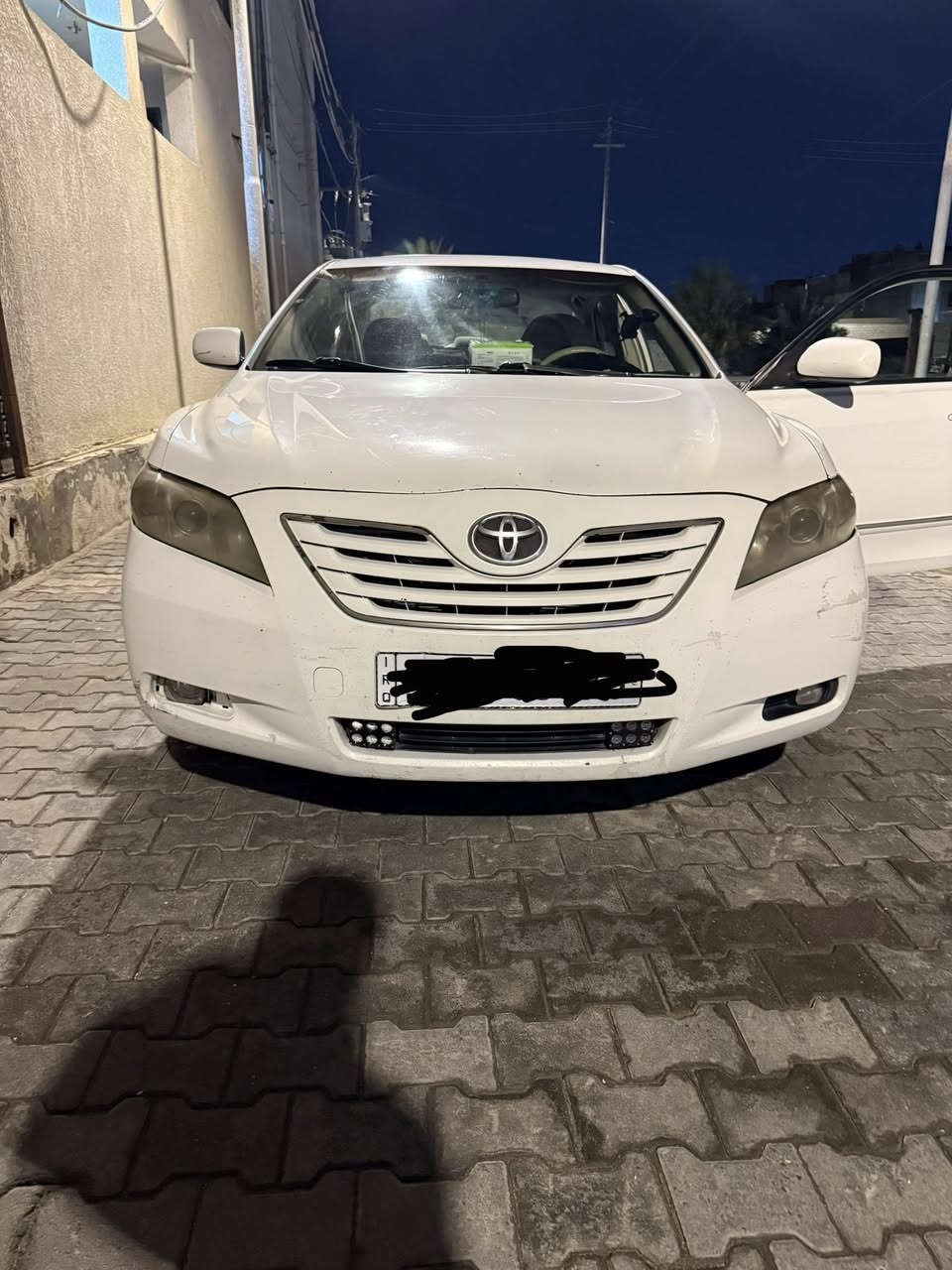 كامري GLX2008
مكينة كير شرط الفحص 
تخم تايرات جديدة
بيه صبغ بالبنيد مرشوش
وبيها قطعتين بارد فقط 
تبريد خير من الله 
رقمها بغداد مشروع وطني 
سيارة شرط تحويل 
سنويه ٢٠٢٩
مكاني ابي الخصيب السراجي
***********
