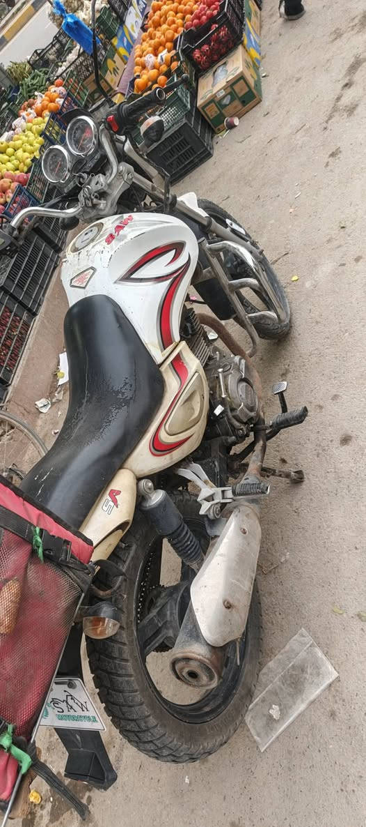 ماطور سنكي للبيع نضيف ***********
