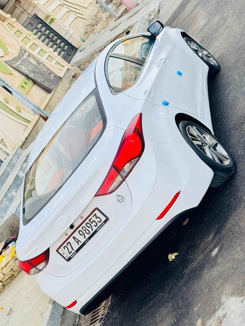 السلام عليكم ورحمه الله 
هونداي النترا 2016 وارد خليجي محرك 1800 دوش جديد حره مشروع وطني سنويه لل 2031 هزه ولوحات قبل 10 ايام السياره مكفوله ضربه وتبديل بيه رشات صبغ متفرقه مواصفات حلوه شاشه كبيره كامره دواره تبريد قطعتين اشاره بل مري ويل كب كروم عدد 5 حساسات خلفيه داخل عسلي 
السياره جاهزه كير محرك تبريد حداديه السعر 108 للاستفسار ***********مكاني ناصريه شارع بغداد
