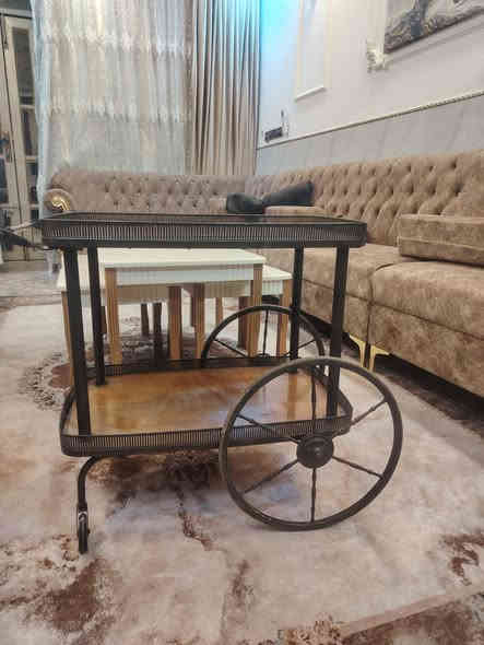 عربانه انتيكه للبيع ***********
